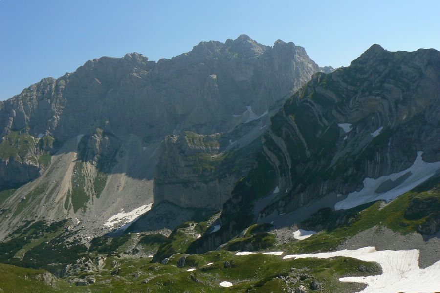 Šareni Pasovi a Bobotov kuk 2523 m